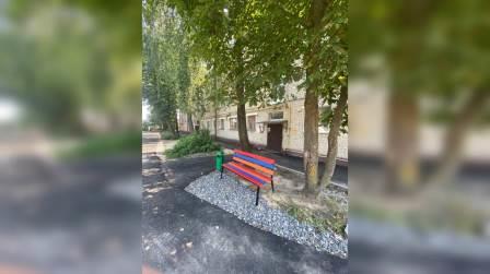 В брянском Почепе по нацпроекту благоустроили два двора