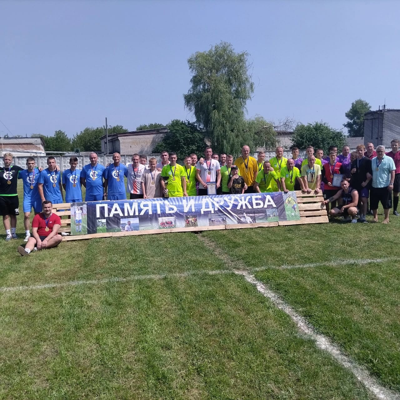 В Мглине состоялся третий турнир по мини-футболу памяти Дмитрия Курашко