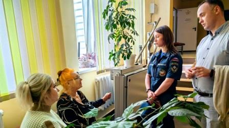 На Брянщине детский омбудсмен навестила жителей Курской области в ПВР