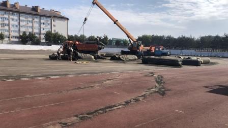 В брянских Клинцах завершился первый этап капитального ремонта стадиона