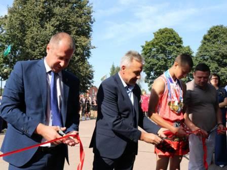 В брянских Комаричах открыли современный Зал единоборств