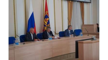 Брянский губернатор Александр Богомаз призвал усилить работу с ожидающими жильё сиротами