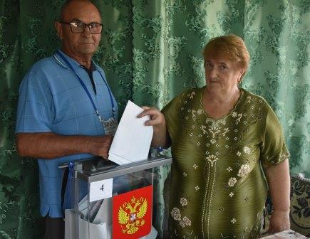 Мглинчане голосуют на дому