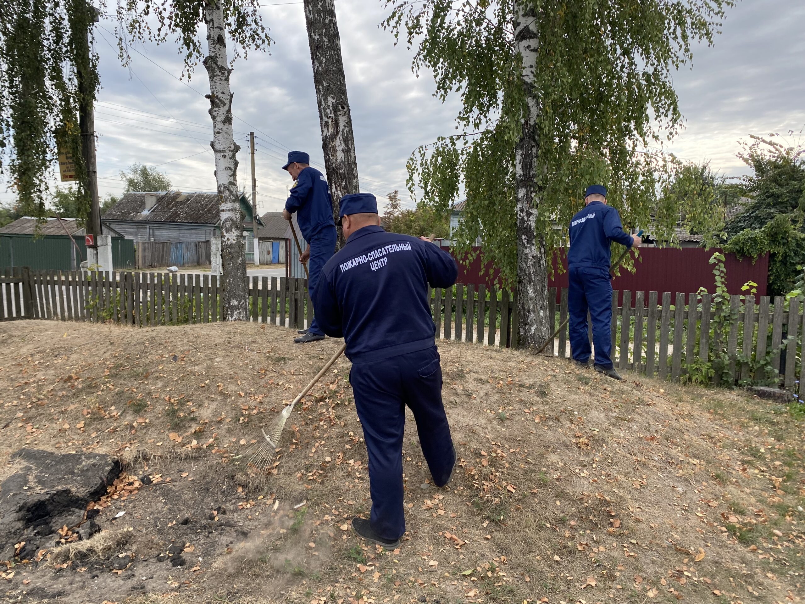 ПСЧ-45 по охране г. Мглина принимает активное участие в месячнике «Сухая трава»