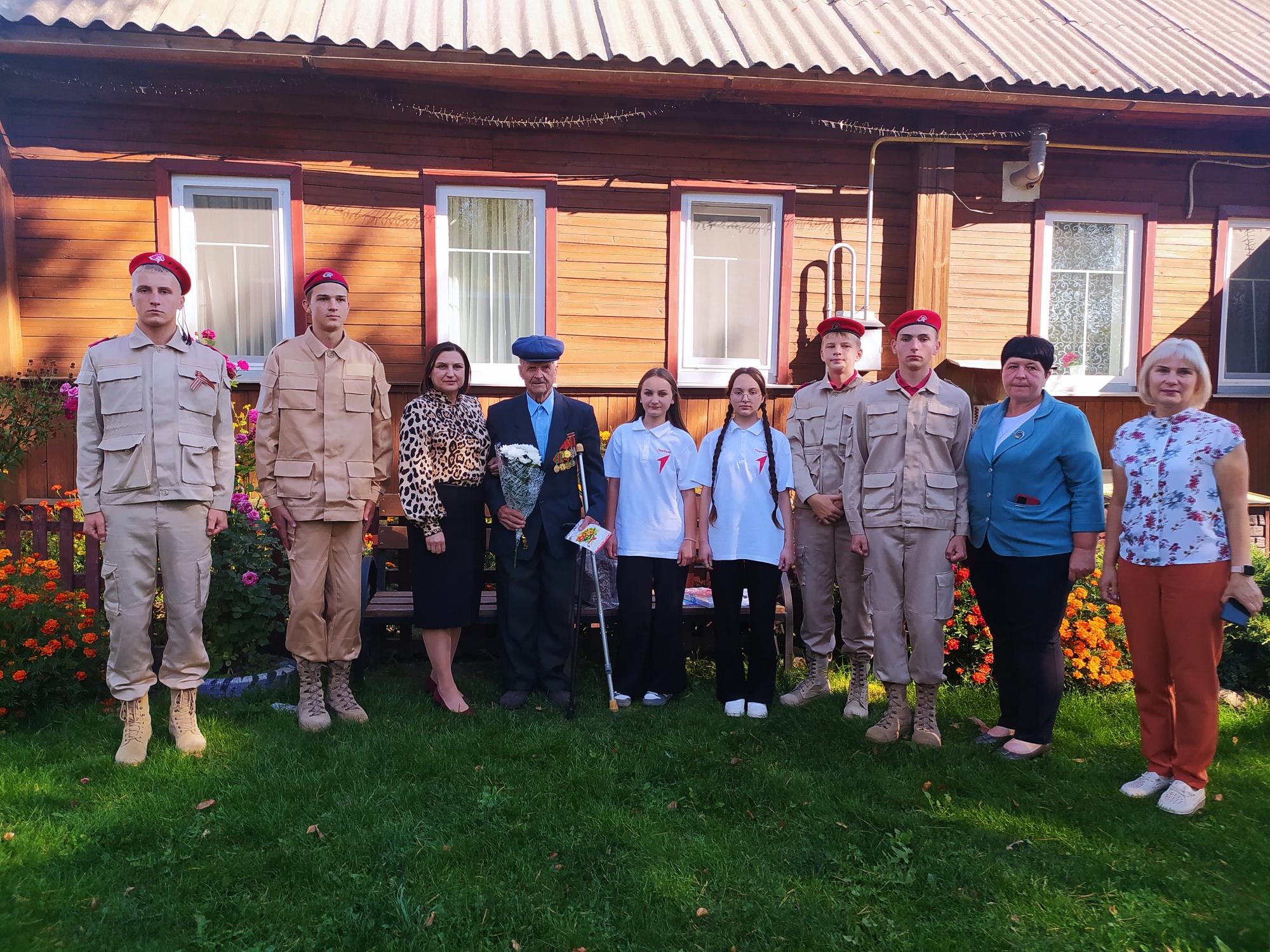 В Мглинском районе с Днем освобождения от немецко-фашистских захватчиков поздравили ветеранов