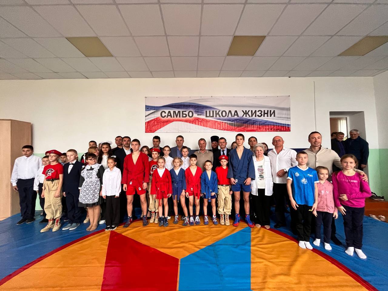 В с. Алешенка Навлинского района на Брянщине открыта секция в рамках проекта ,, Сельское самбо,,