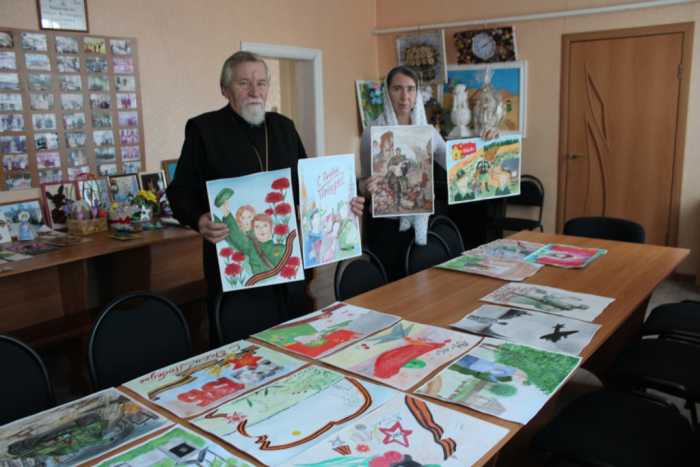 Юные мглинчане участвуют в конкурсе детского творчества «Красота Божьего мира»