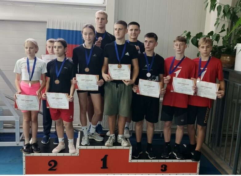 В Мглинском ФОКе «Мечта» прошел день Всероссийского физкультурно-спортивного комплекса «Готов к труду и обороне»