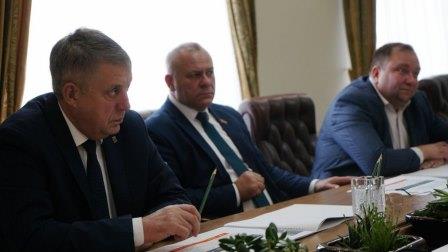 Александр Богомаз встретился с гендиректором брянского предприятия