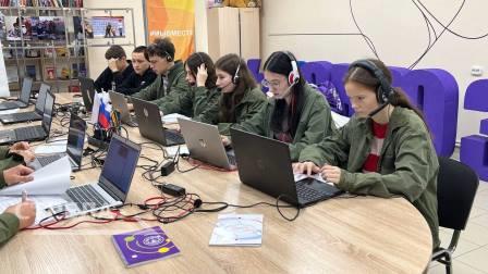 В Брянске продолжается сбор вопросов на прямую линию главы региона Александра Богомаза