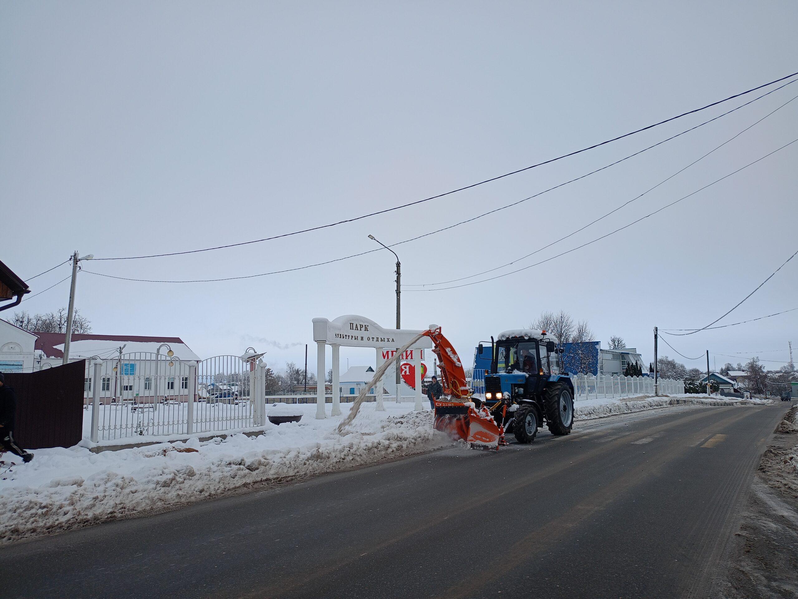 В Мглинском районе с последствиями непогоды справились