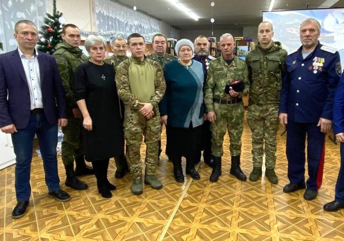 Брянский ветеран СВО провел час мужества  для трубчевских студентов