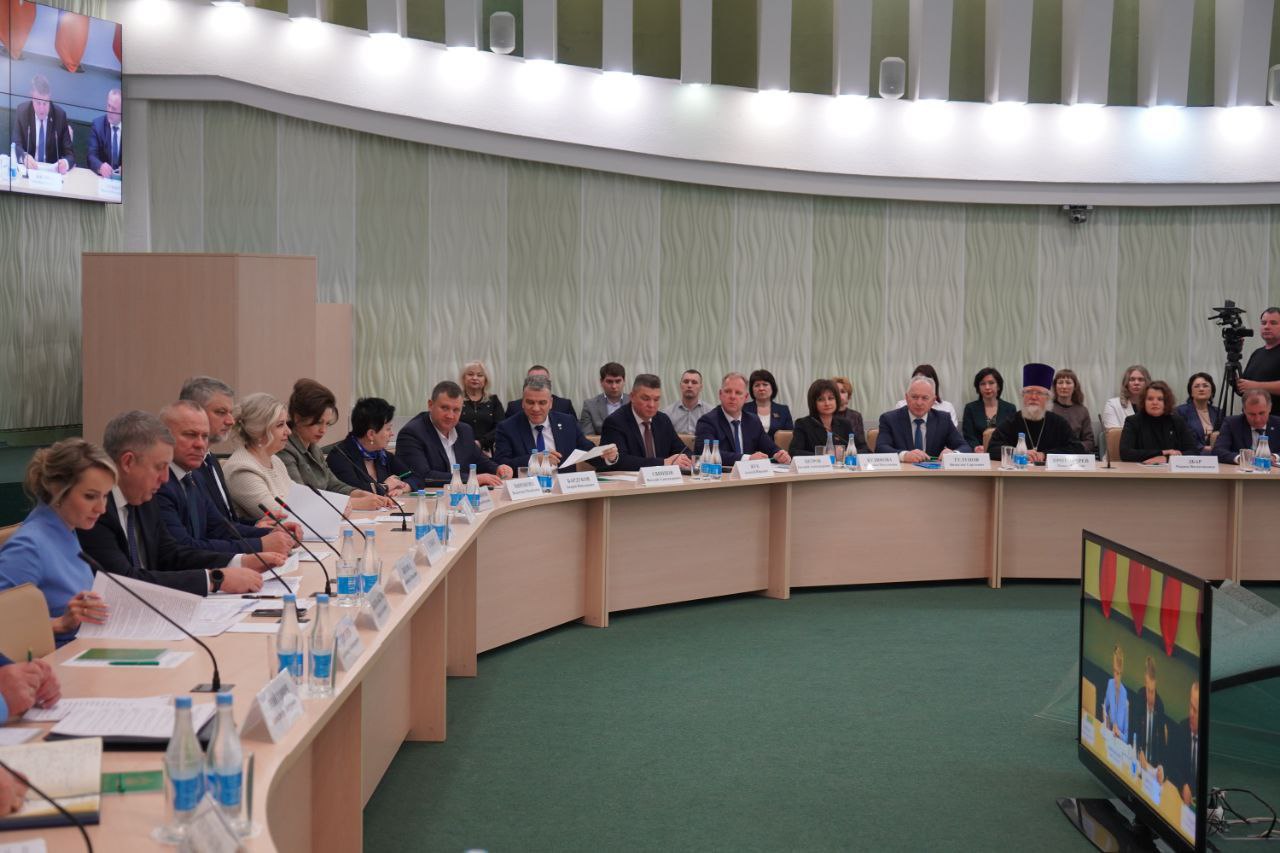 «У них есть чему поучиться»: детский омбудсмен оценила систему профилактики социального сиротства на Брянщине