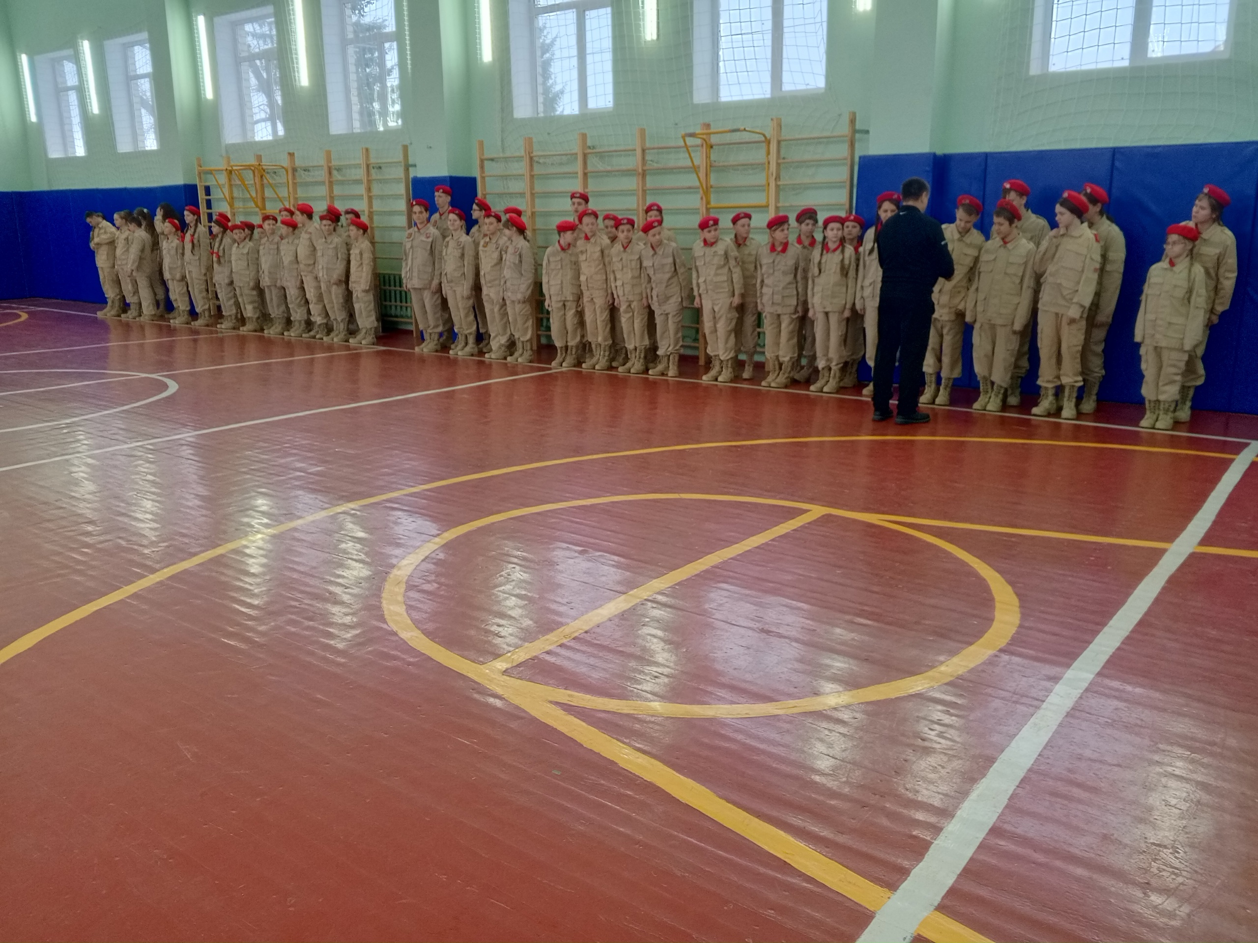 Мглинские школьники приняли участие в районном конкурсе-многоборье «Растим патриотов»