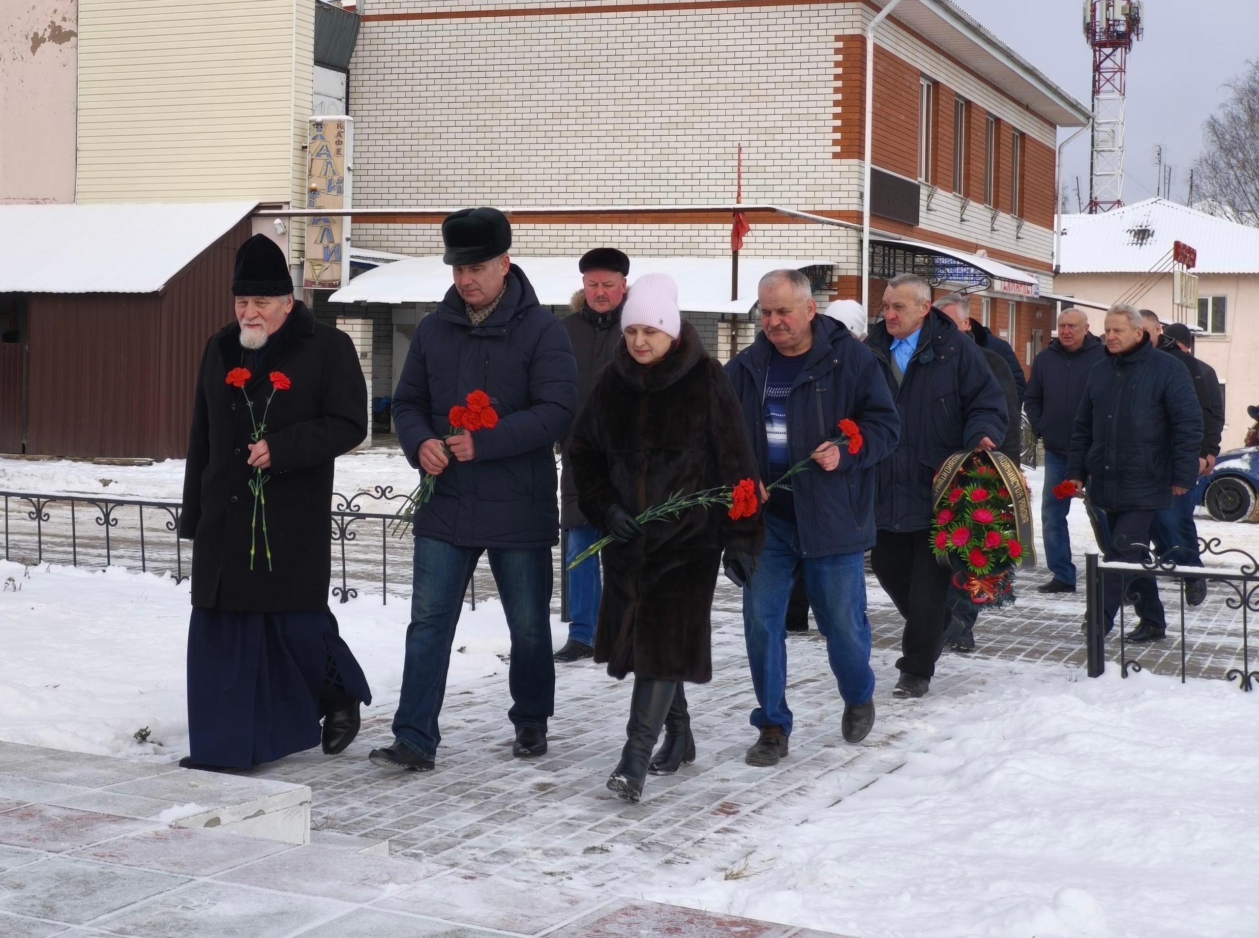 В Мглине почтили память воинов-интернационалистов