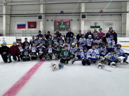 На Брянщине стародубские хоккеисты одержали победу в финале Всероссийских соревнований