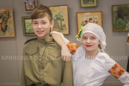 В Бежице открылся 10-й фестиваль «Дорогами войны и побед»