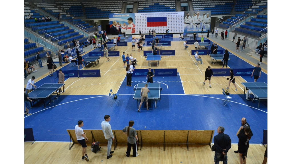 В Брянске стартовала спартакиада школьников по настольному теннису