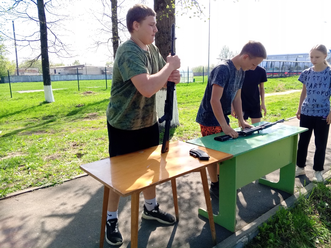 В Мглине прошли районные соревнования «Школа безопасности»