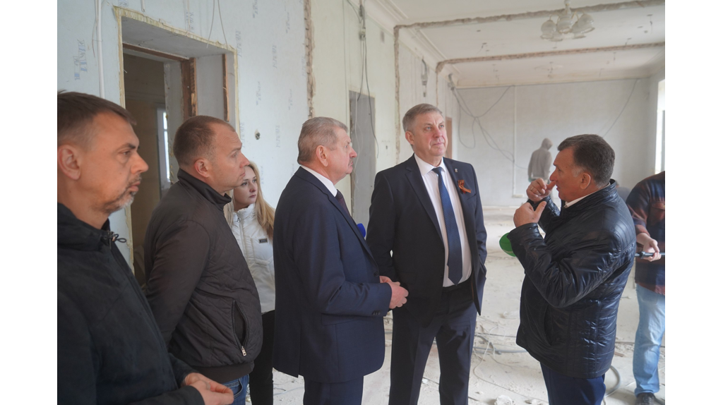 Губернатор проинспектировал работы  в брянском филиале сеченовского университета