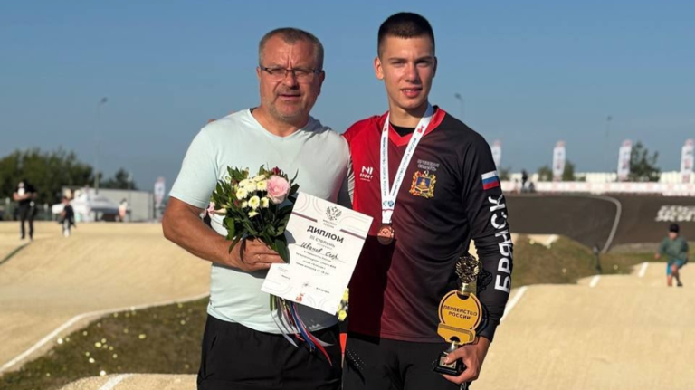 Брянец Егор Иванов завоевал бронзу юниорского чемпионата России по велоспорту ВМХ