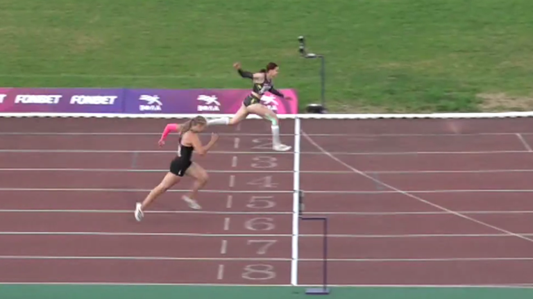 Брянская спортсменка завоевала серебро в беге с барьерами на первенстве России