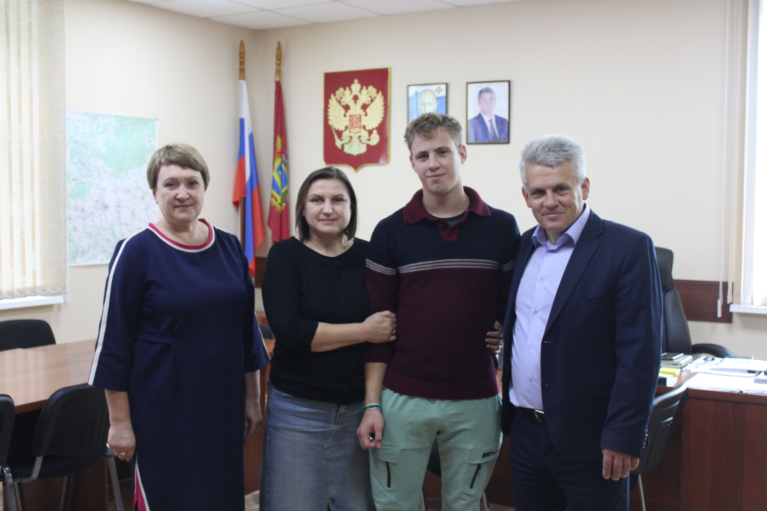 Мглинчанину Даниле Алейнику вручили ключи от квартиры