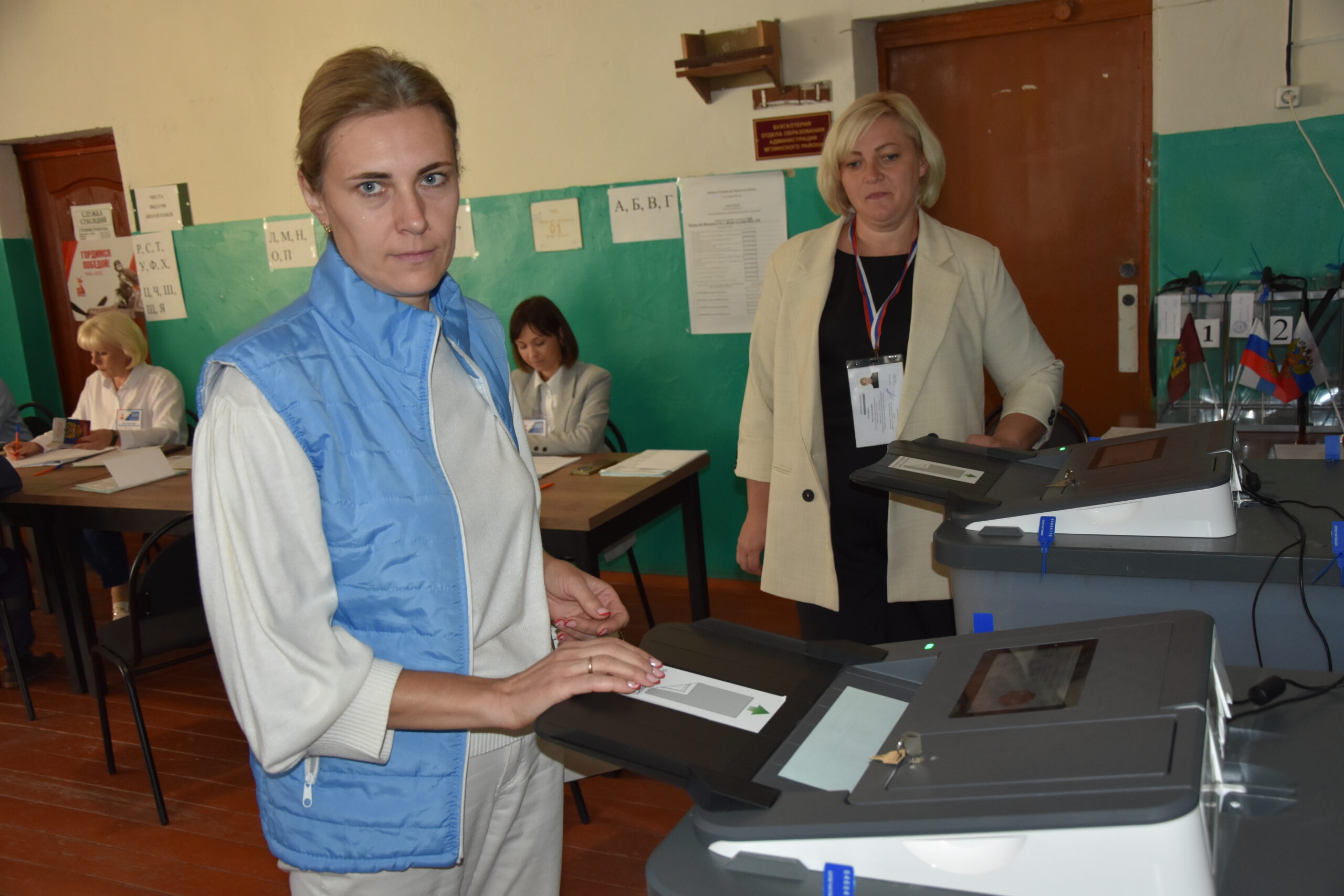 Жители Мглина принимают активное участие в голосовании на выборах губернатора