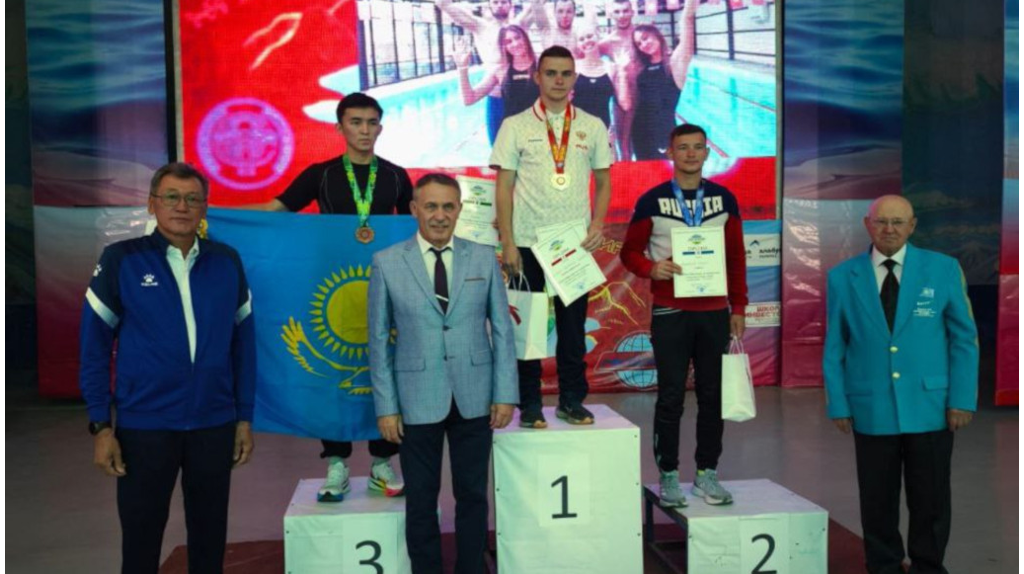 Брянец Максим Подтыкайлов завоевал золото Кубка мира по полиатлону