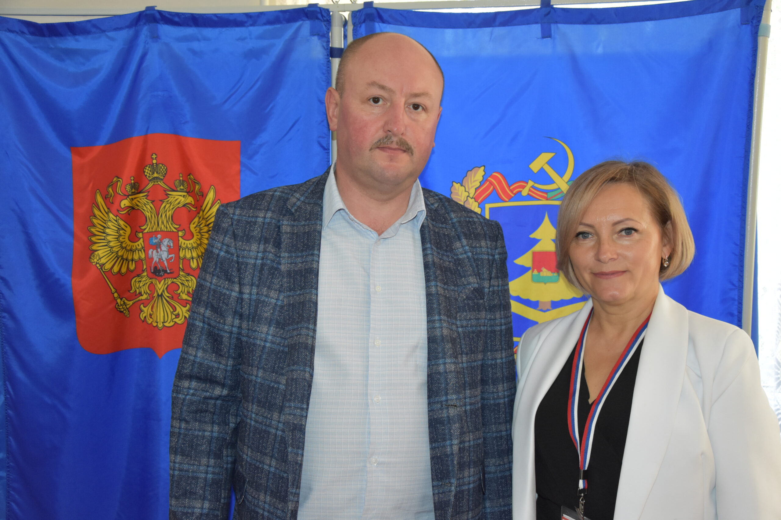 На избирательном участке города Мглина проголосовали супруги Туймановы