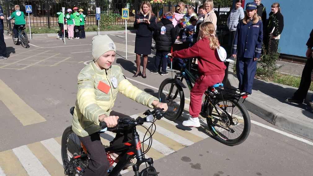 В брянской Жуковке открыли велогородок