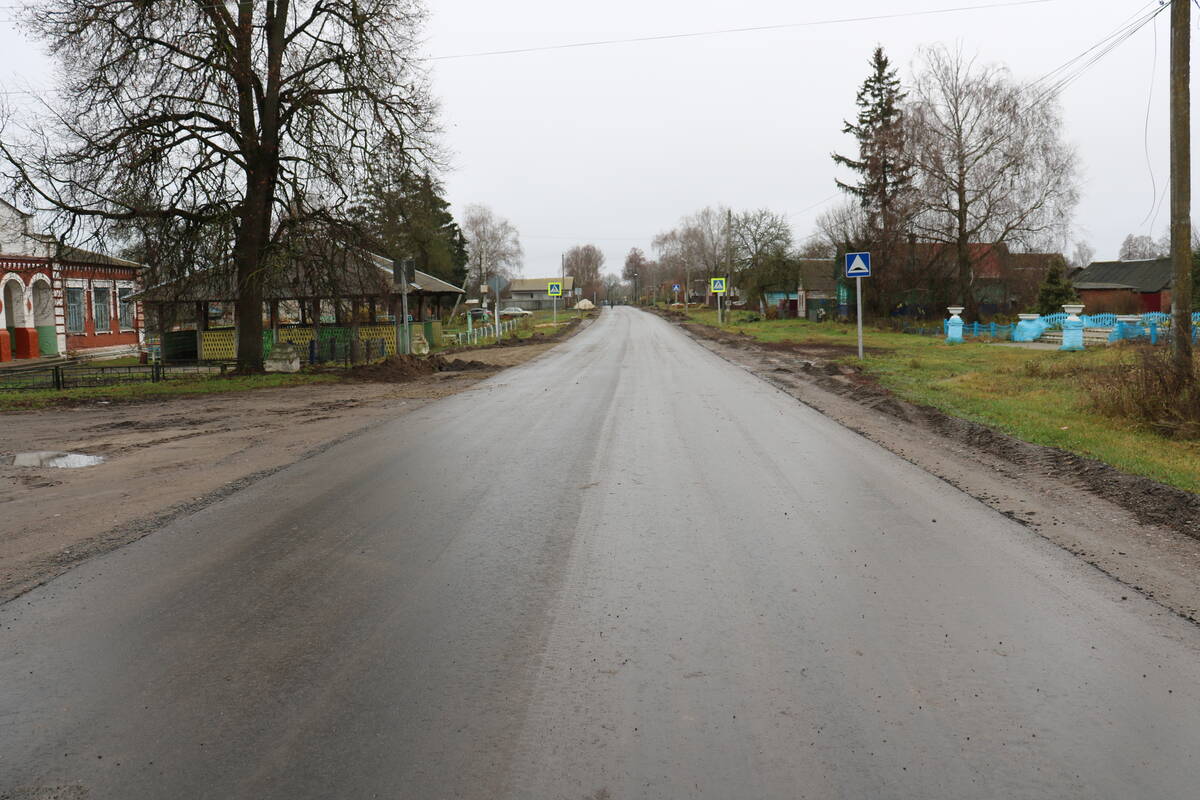 В Стародубском округе на Брянщине отремонтировали участок автодороги
