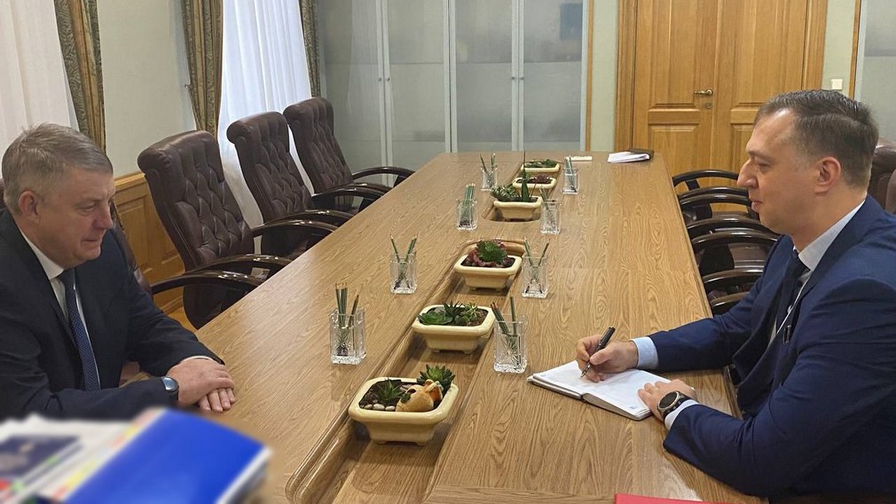 Александр Богомаз и Александр Шалатонов обсудили перспективы развития «ГазЭнергоКомплект»