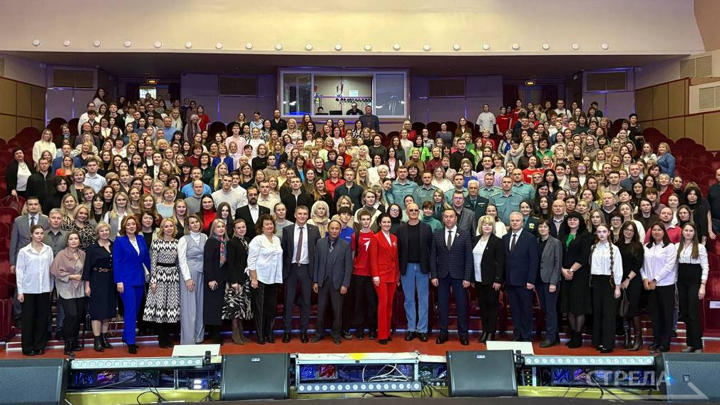 Актер Егор Бероев встретился с жителями Брянска в рамках просветительского проекта