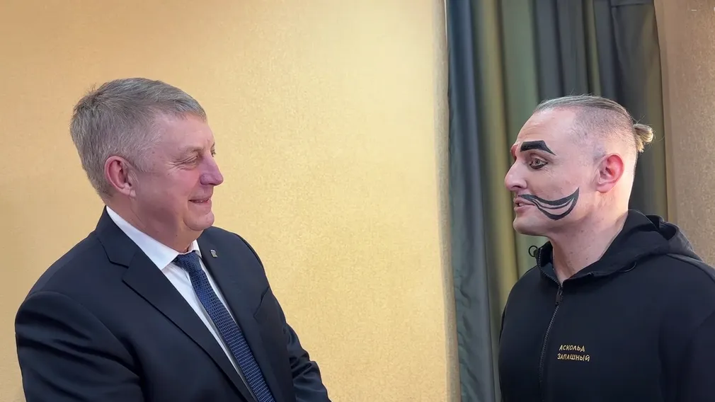 Александр Богомаз встретился с народным артистом России Аскольдом Запашным