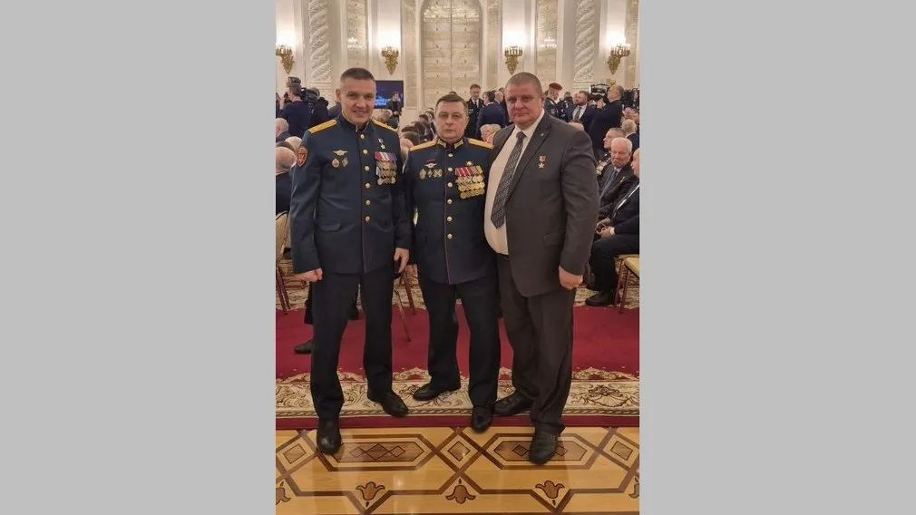 Брянские Герои России принимают участие в торжестве у Президента Путина в Кремле