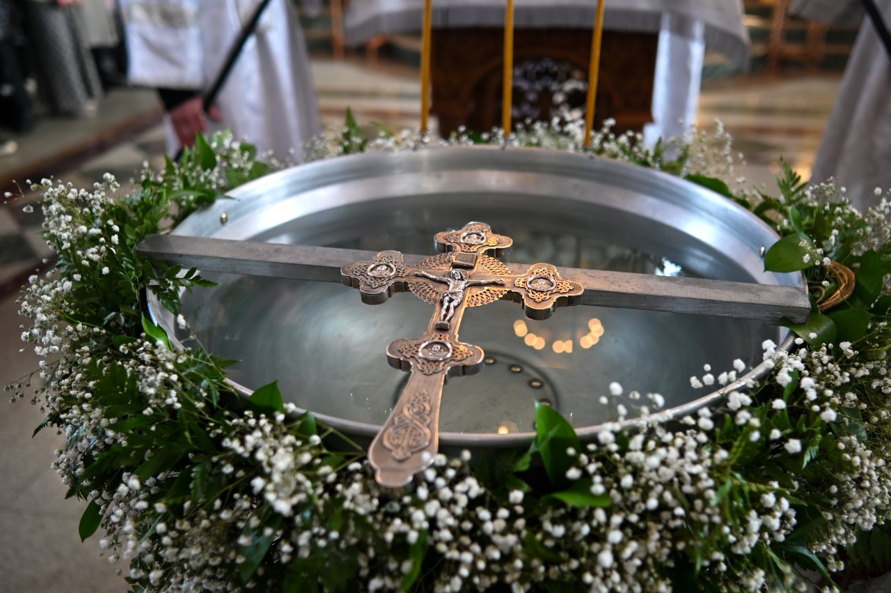 Губернатор поздравил брянцев с праздником Крещения Господня