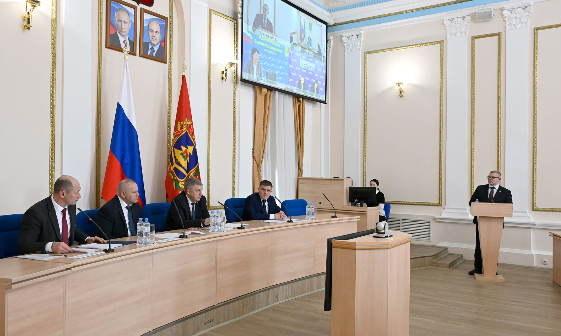 Александр Богомаз провёл заседание антитеррористической комиссии Брянской области