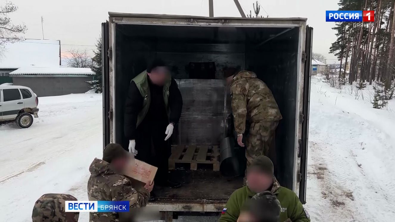 «Молодежка» Народного фронта доставила гумпомощь бойцам в приграничье