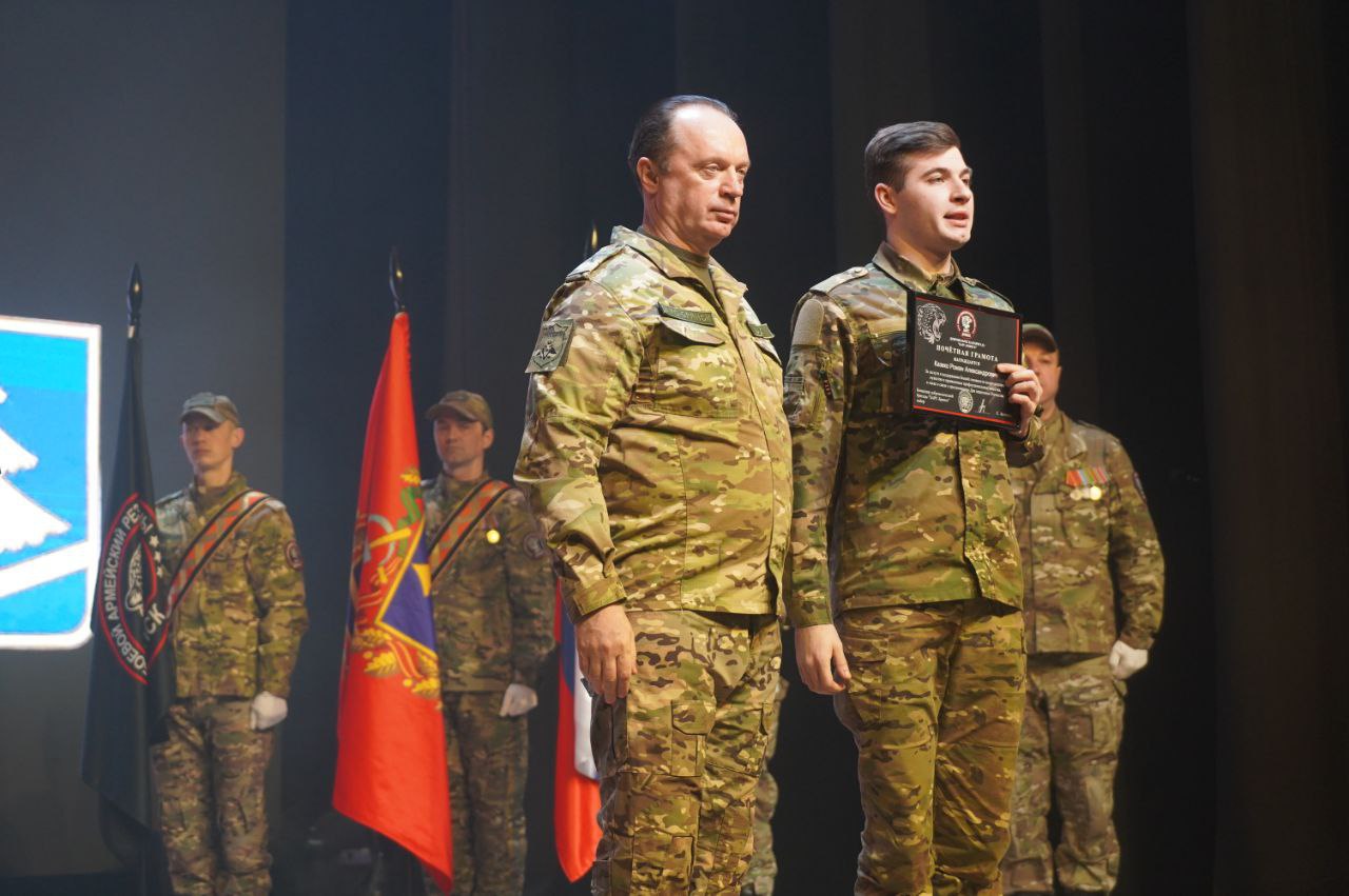 Александр Богомаз поздравил бойцов «БАРС-Брянск» с Днем защитника Отечества