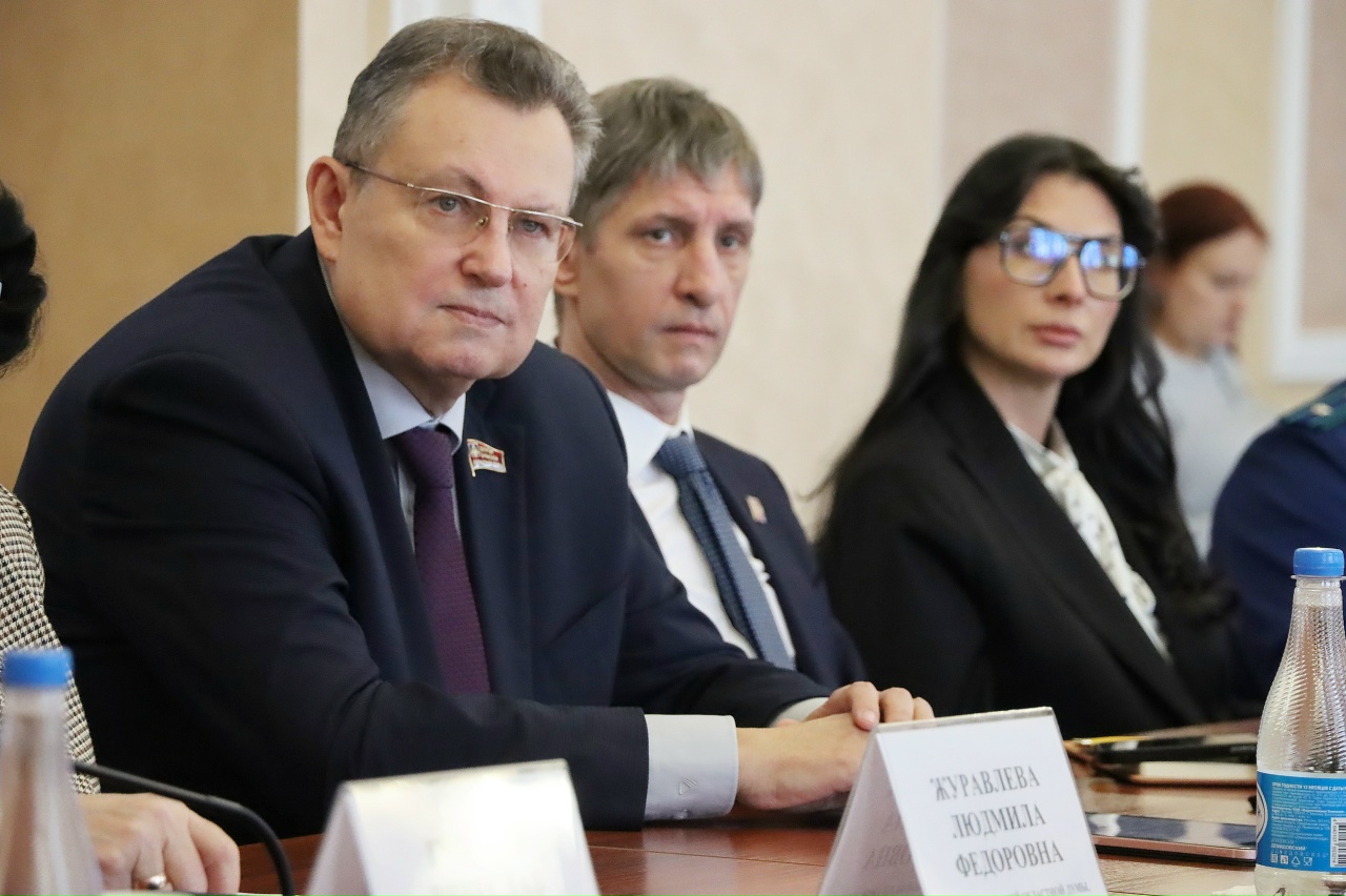 В Брянской области многодетные семьи могут получить до 1,2 млн рублей материнского капитала