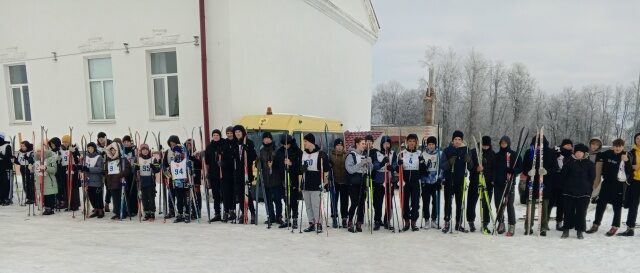 На стадионе им. А. Лемехова в г. Мглине прошли соревнования по лыжным гонкам