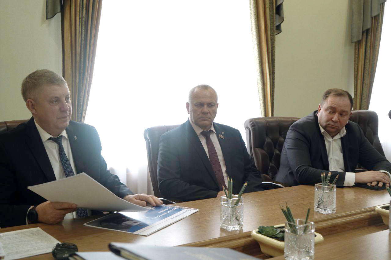 Брянская область продолжит сотрудничество с Минским моторным заводом