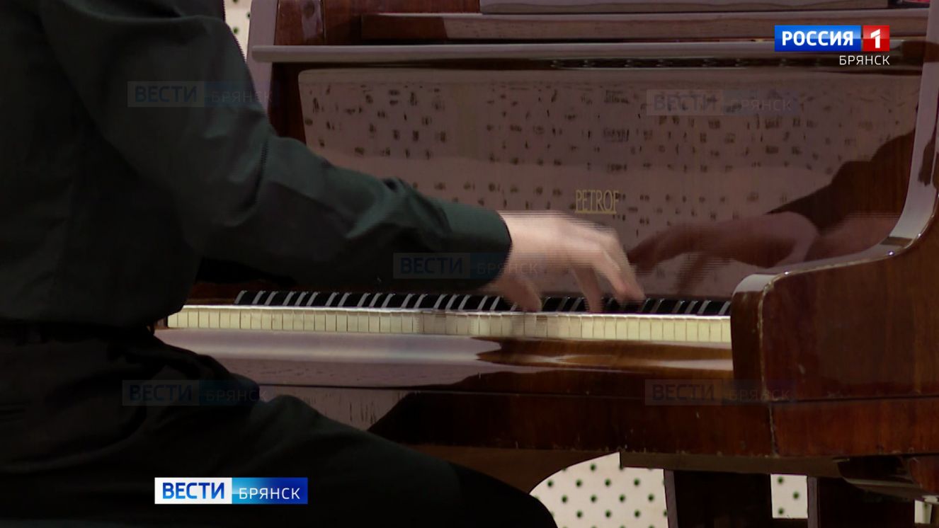 В Брянске отметили юбилейный конкурс «Современная музыка» новой номинацией