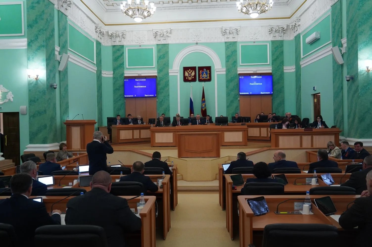 Участники СВО из числа детей-сирот теперь имеют право на внеочередное жильё