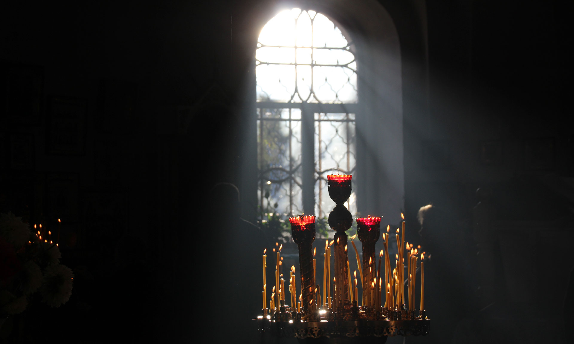 Снимок «Помолимся в тиши» принес юному почепскому фотографу награду Минобороны