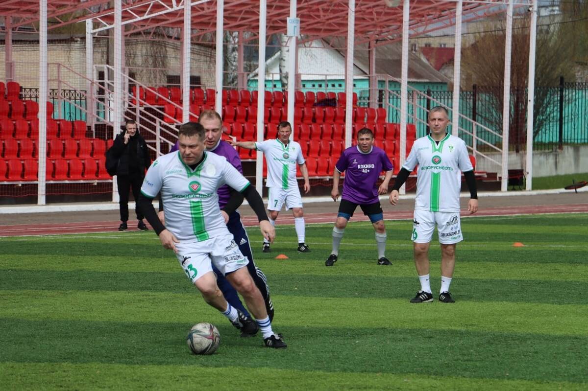 Стадион «Заря» принял ветеранов России и Беларуси