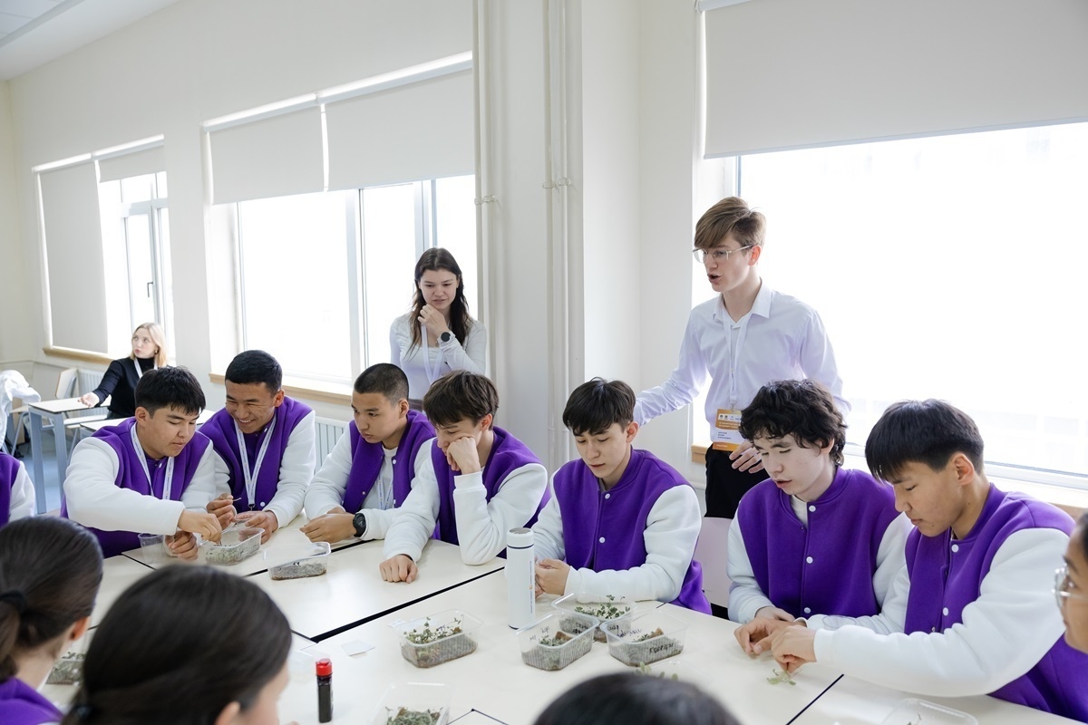 Агробиотехнологии для космоса: проект брянца на международной площадке