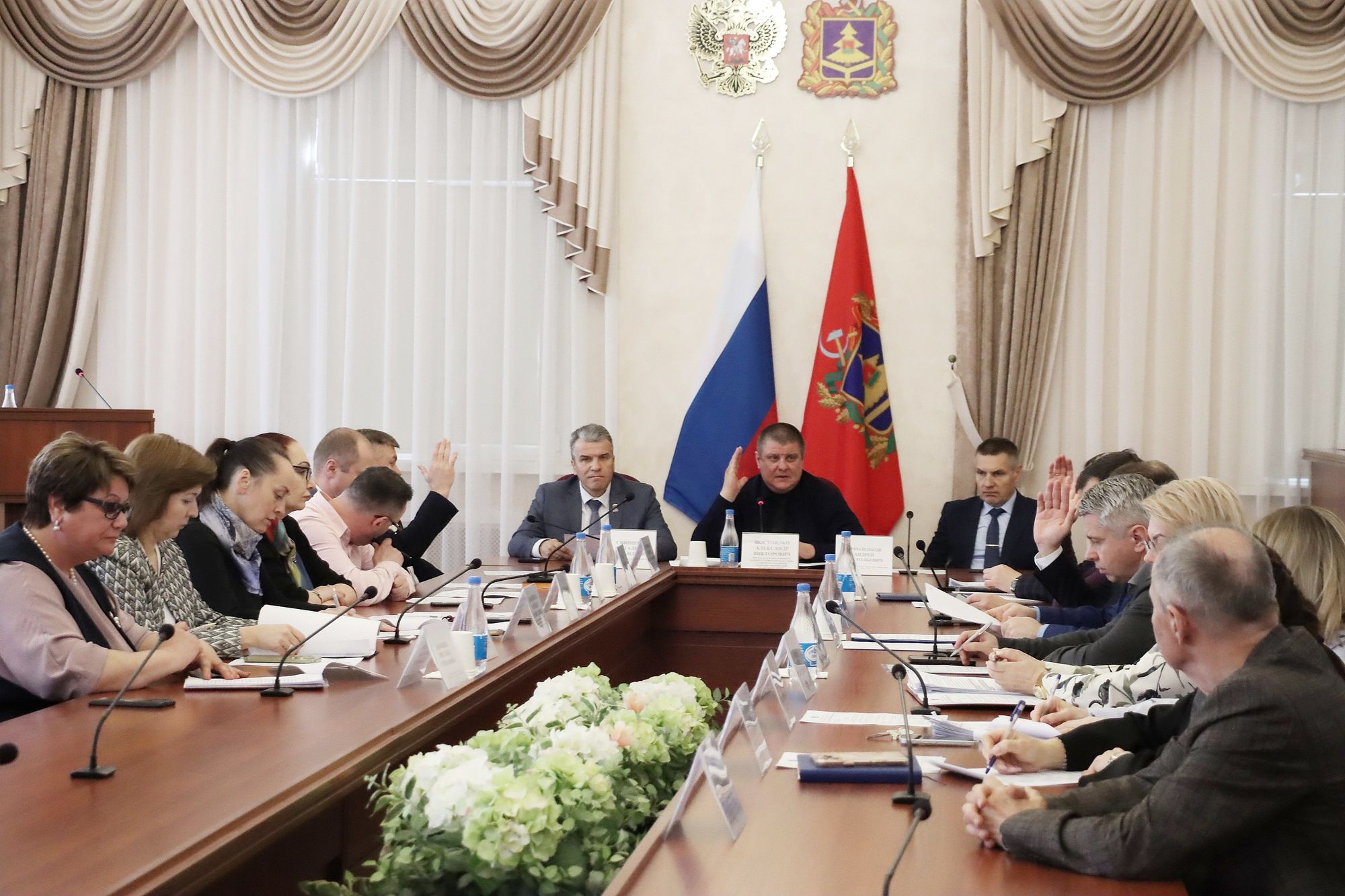 Патриотизм, здоровье молодежи и семейные ценности — в повестке профильного комитета