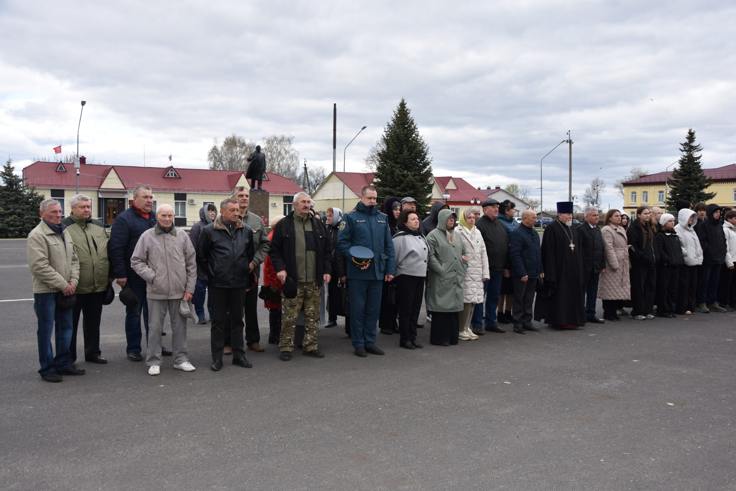 В Мглине прошел митинг, посвященный годовщине со дня катастрофы на Чернобыльской АЭС